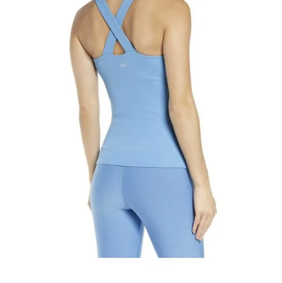 NWT Alo Yoga Elevate Tank - Picture 2 of 10